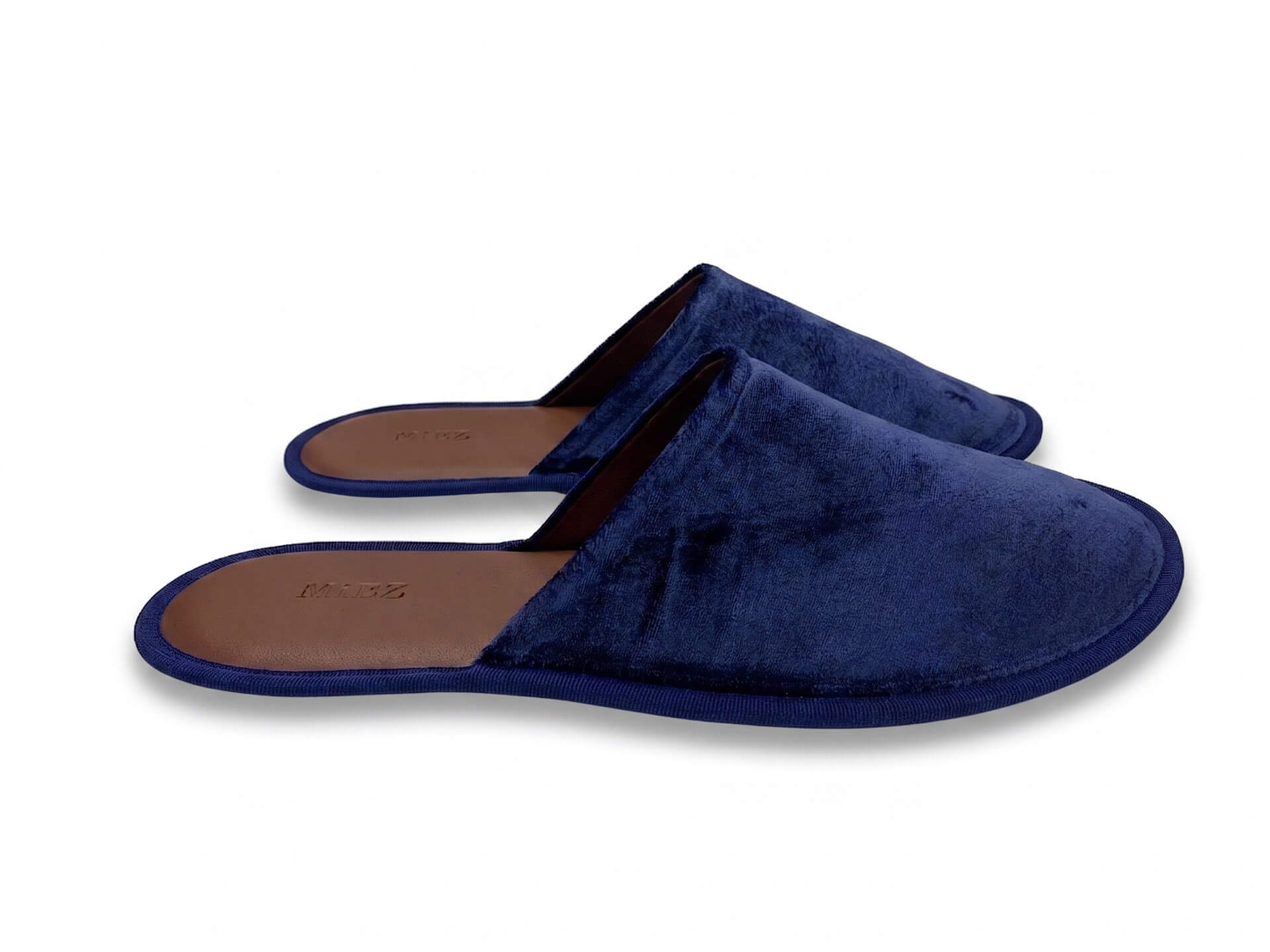 The Velvet Slipper, insignia