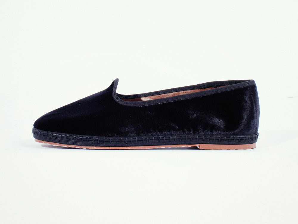 La friulana, silk velvet black